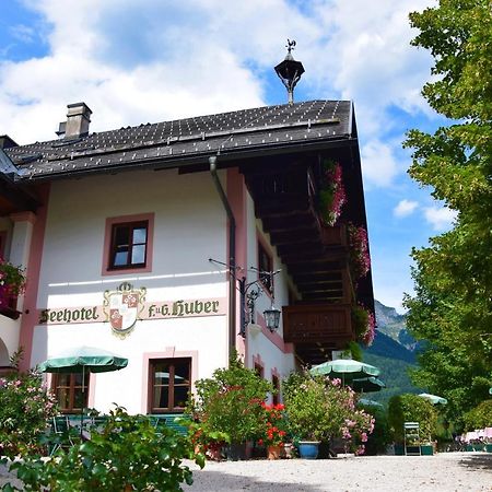 Seehotel Huber Sankt Gilgen Exterior foto