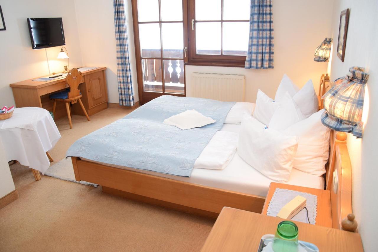 Seehotel Huber Sankt Gilgen Exterior foto