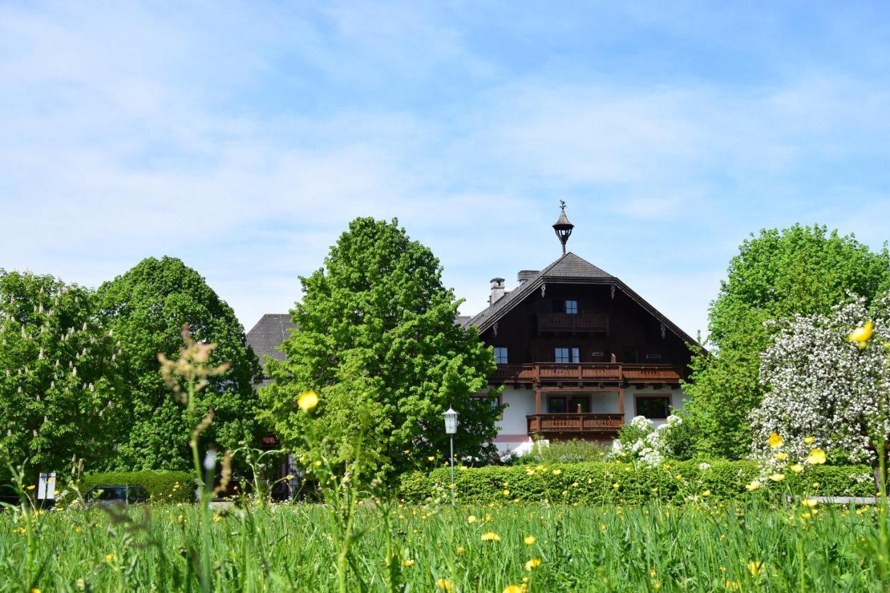 Seehotel Huber Sankt Gilgen Exterior foto